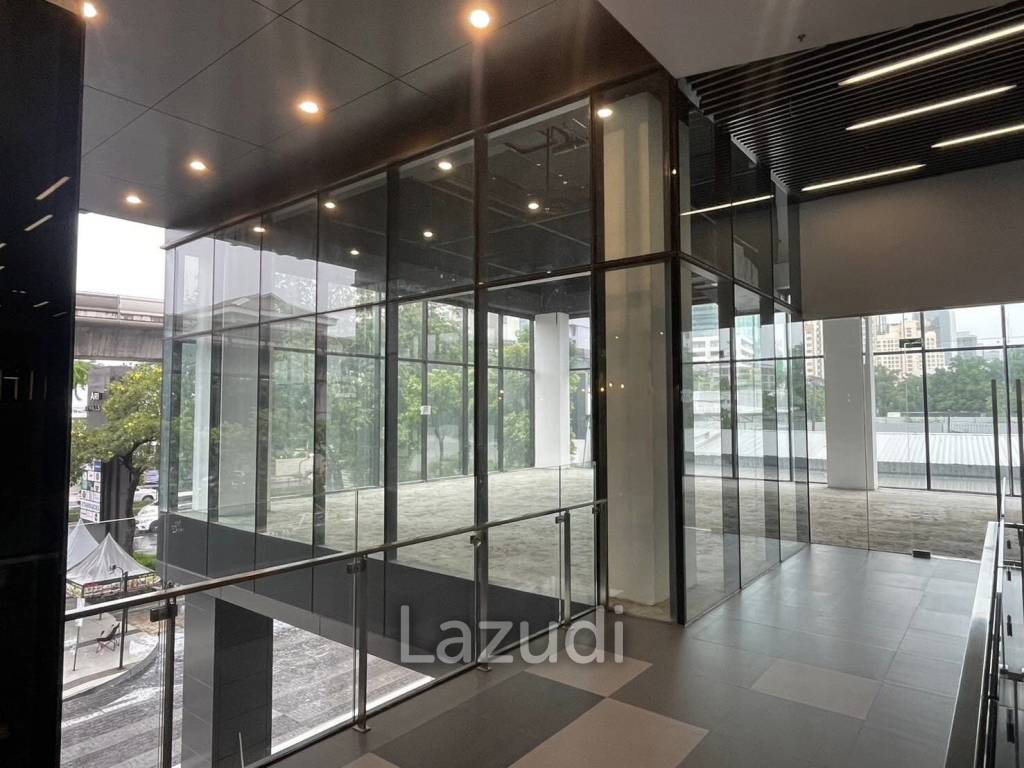 Premium Retail Space for rent in Ari