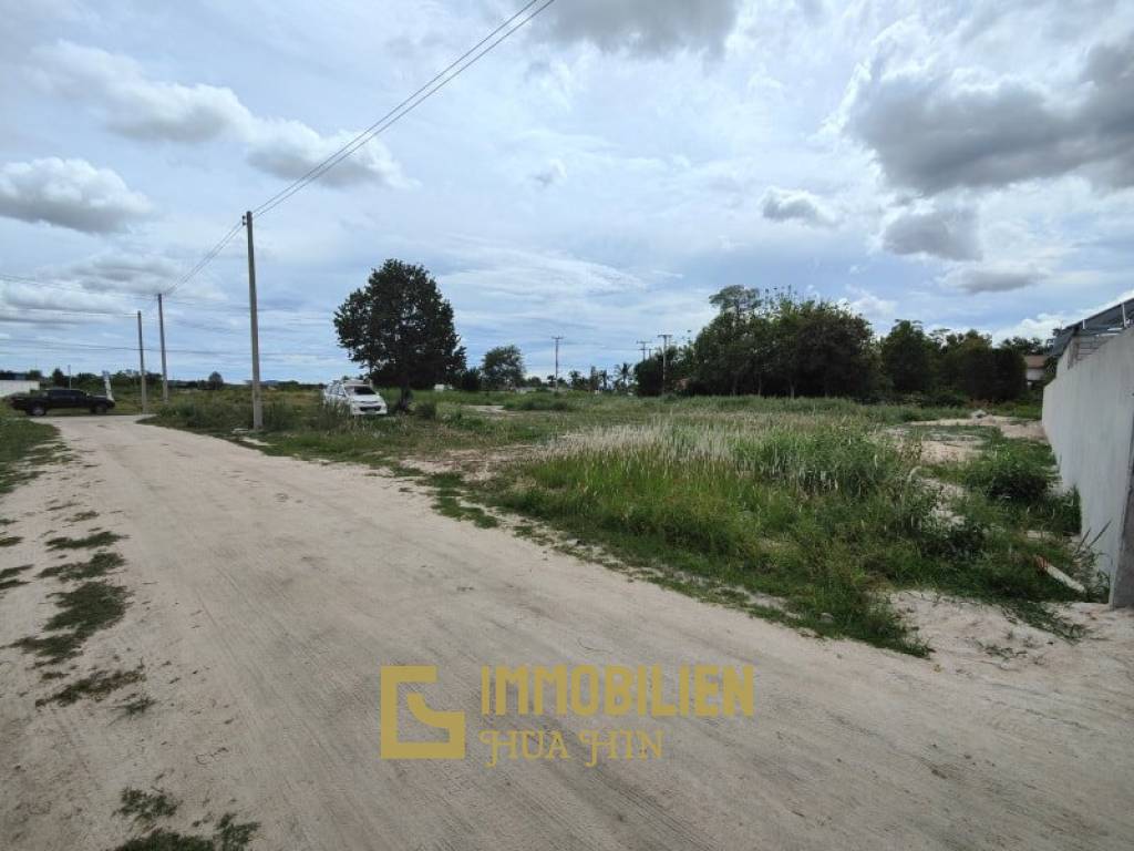 1,600 metro cuadrado Terreno de Venta