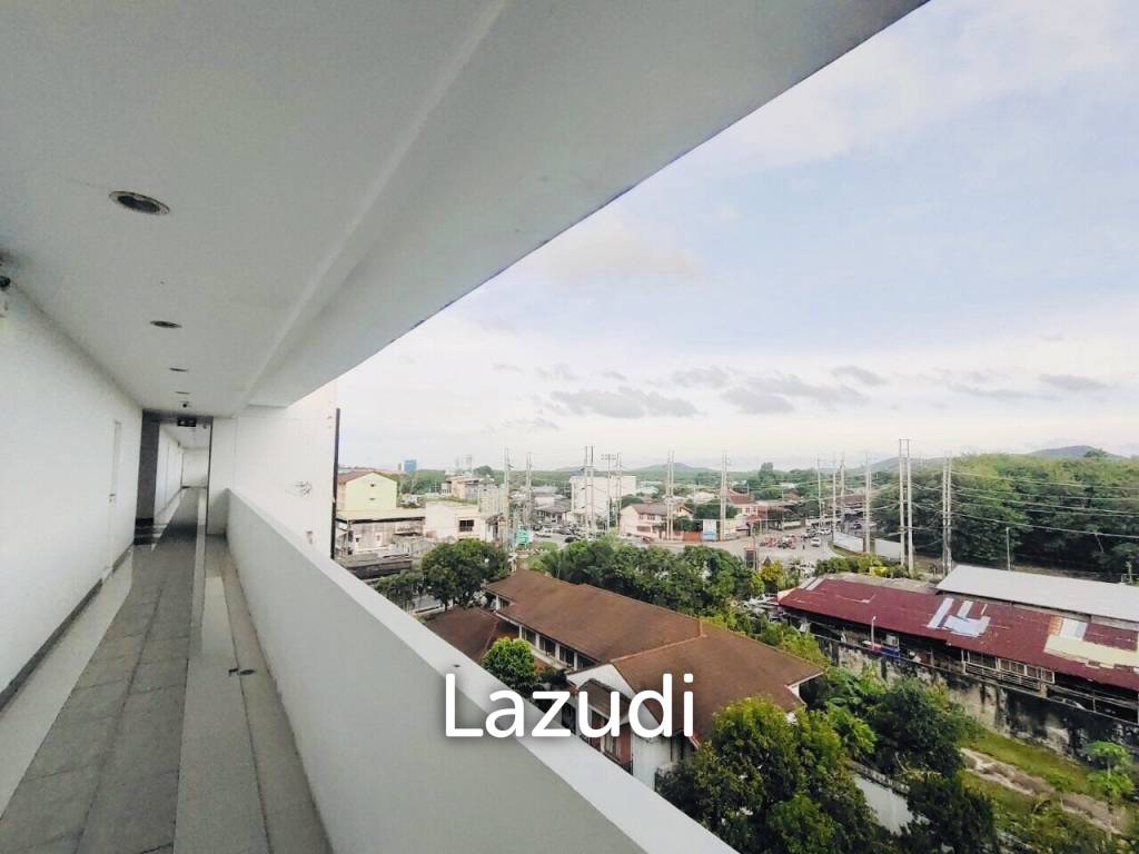 Penthouse 2-Bedroom Condo For Rent At The Wide Condotel