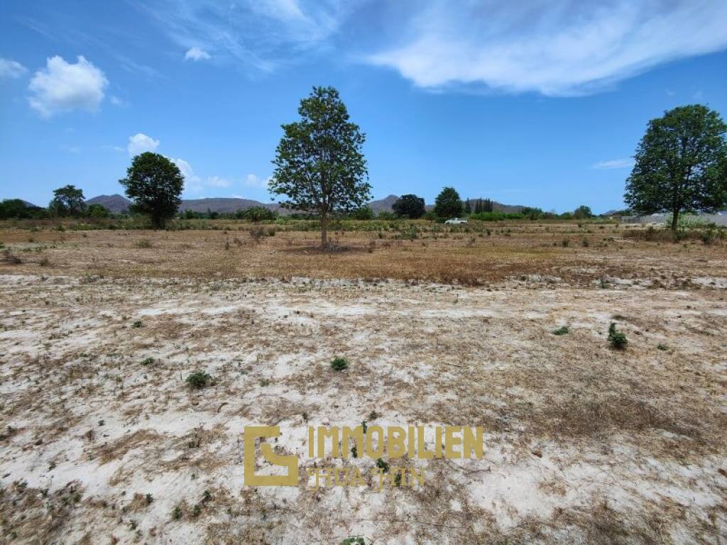 1,600 metro cuadrado Terreno de Venta