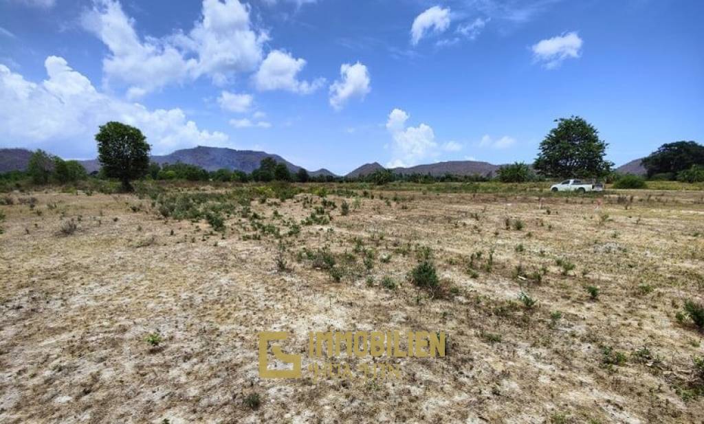 1,600 metro cuadrado Terreno de Venta