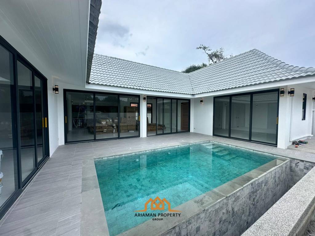 2 Bed 2 Bath 165 SQ.M One Choengmon Villas