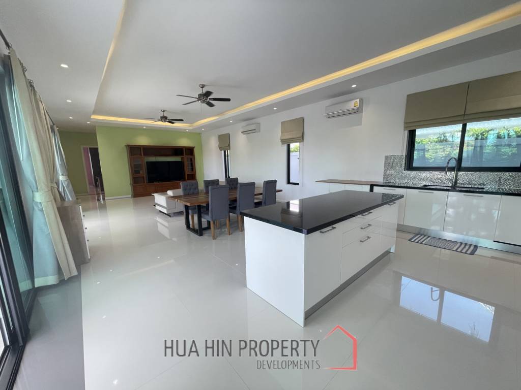 The Clouds I: Pool Villa with 4 Bedrooms and 3 Bathrooms on a Corner Plot