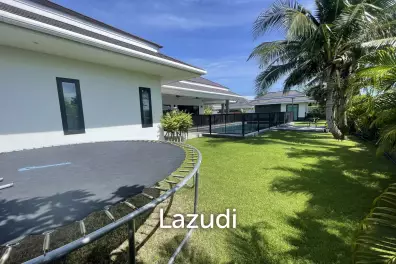 The Clouds I: Pool Villa with 4 Bedrooms and 3 Bathrooms on a Corner Plot
