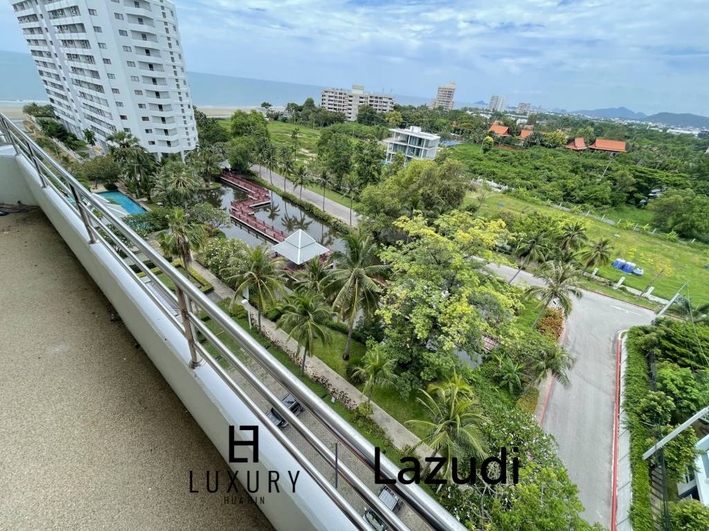 Palm Pavillion: 1-bedroom condo with sea view