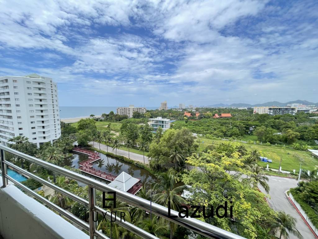 Palm Pavillion: 1-bedroom condo with sea view