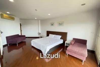 Palm Pavillion: คอนโด 1 ห้องนอนพร้อมวิวทะเล