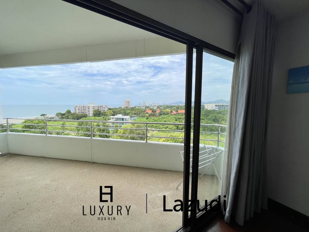 Palm Pavillion: 1-bedroom condo with sea view