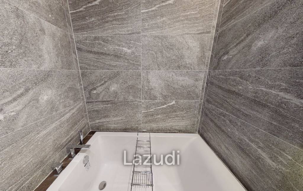 1 Bed 1 Bath 38.14 SQ.M The Esse Sukhumvit 36