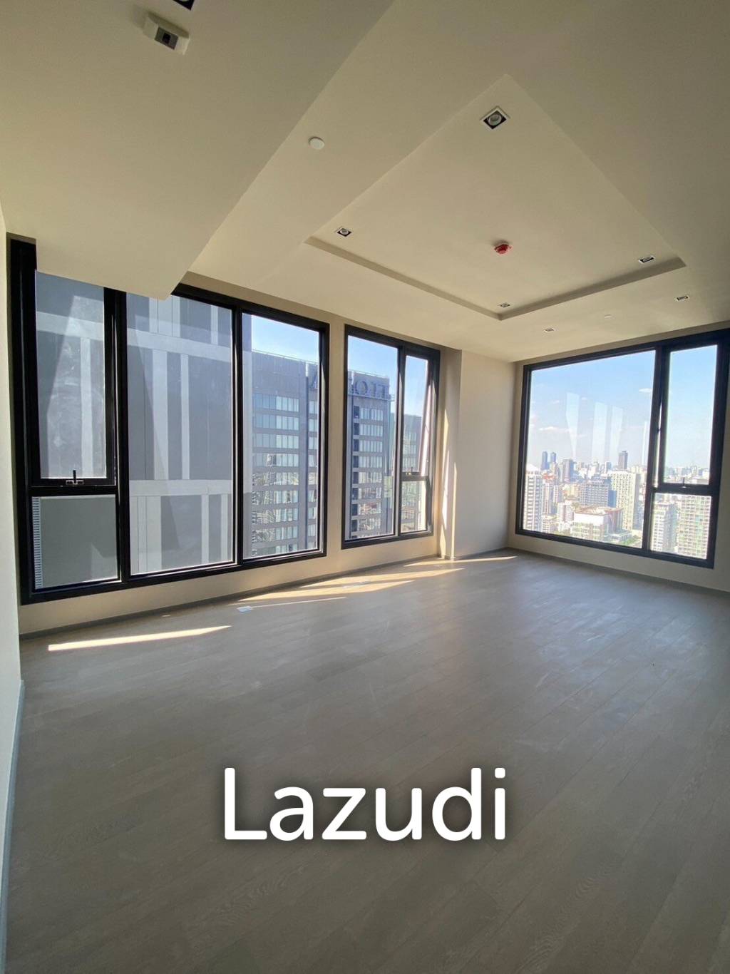 135.96 sqm high-floor condo at Hyde Heritage Thonglor Bangkok