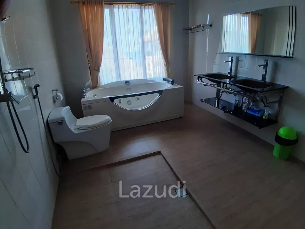 COASTAL VILLA WITH STUNNING SEA AND MOUNTAIN VIEWS IN BULELENG