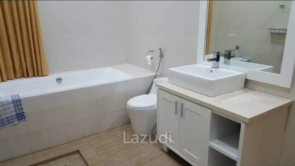 COASTAL VILLA WITH STUNNING SEA AND MOUNTAIN VIEWS IN BULELENG
