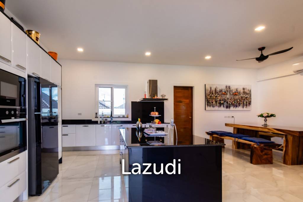 550 Sqm 3 Bed 3 Bath Villa For Sale