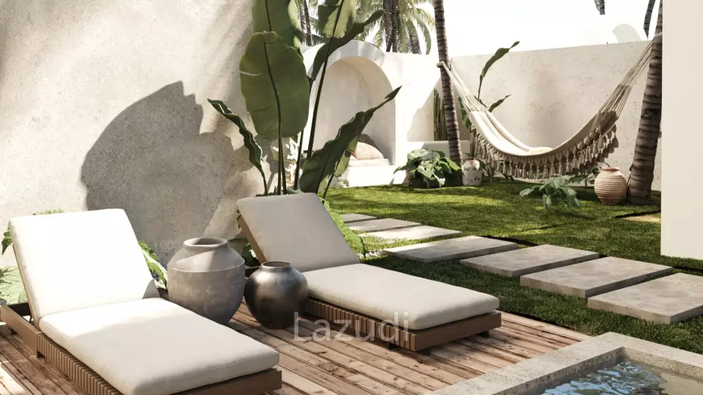 Development Only 300 meters from Thomas Beach!