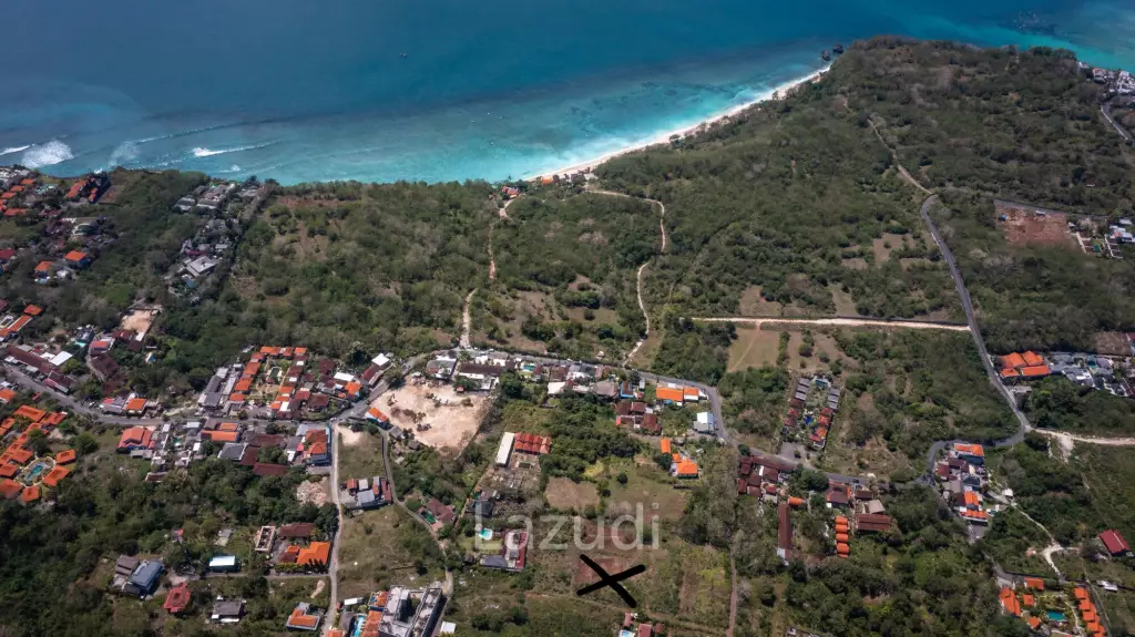 Development Only 300 meters from Thomas Beach!
