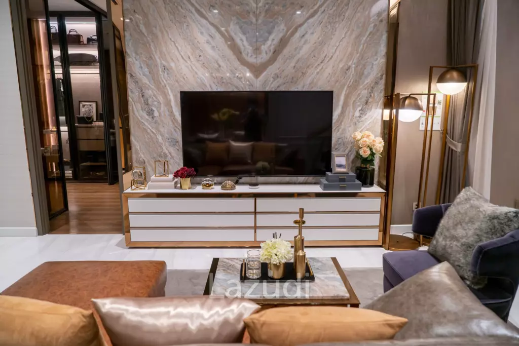 3 Bed 3 Bath 143.60 SQ.M Supalai ICON Sathorn