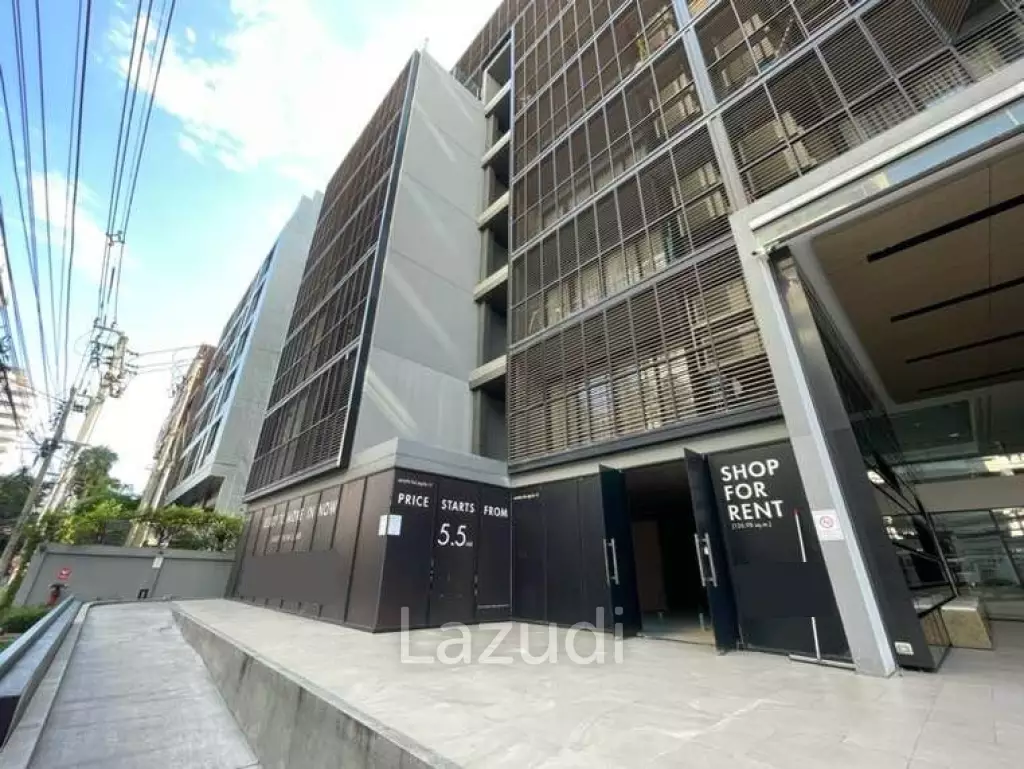 Ultra Luxury Retail Space for Rent in Khlong Toei