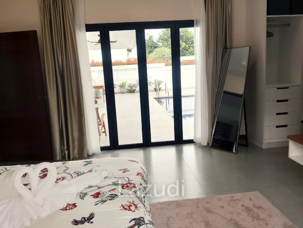 Sunset Views: Modern 2 Bedroom Pool Villa