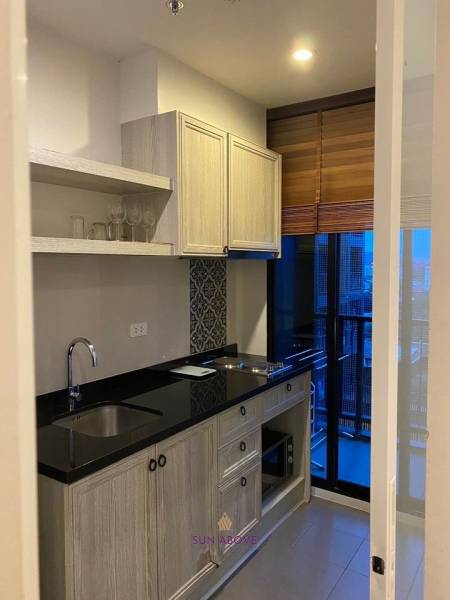 1 Bed 1 Bath 38 SQ.M The Base Height Condo For Rent