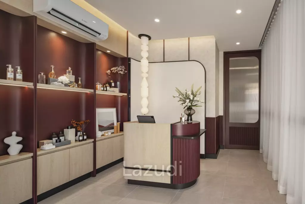 Luxury Home Office in Khlong Toei Nuea Bangkok