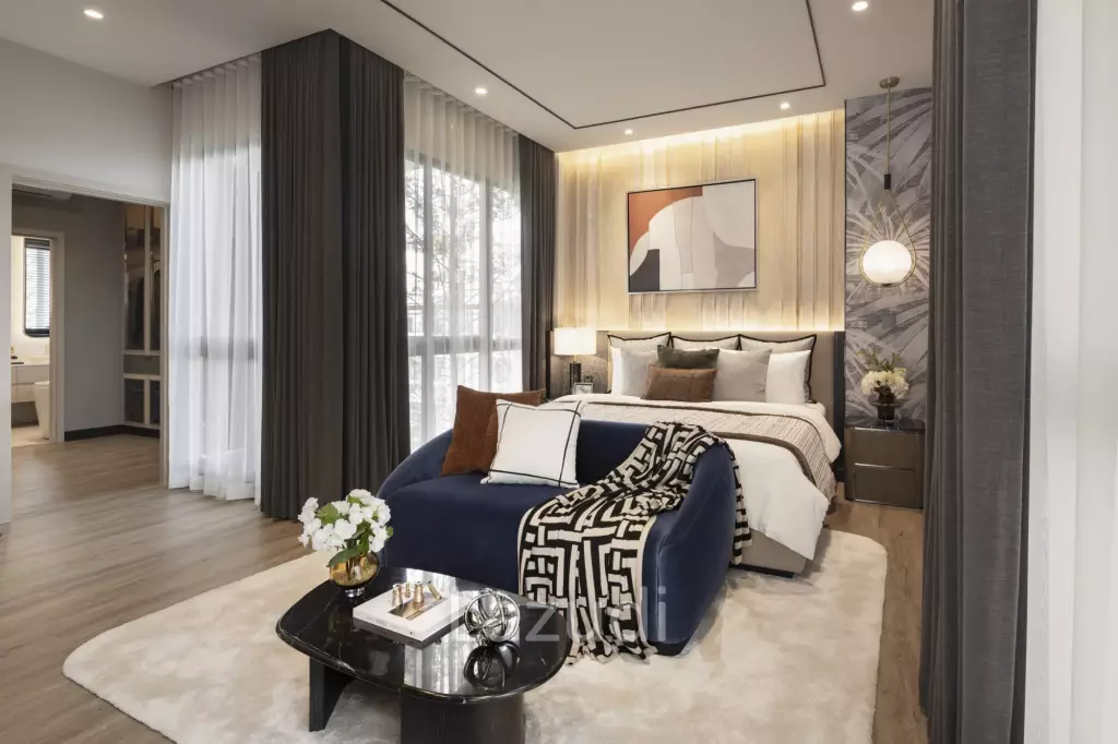 Luxury Home Office in Khlong Toei Nuea Bangkok