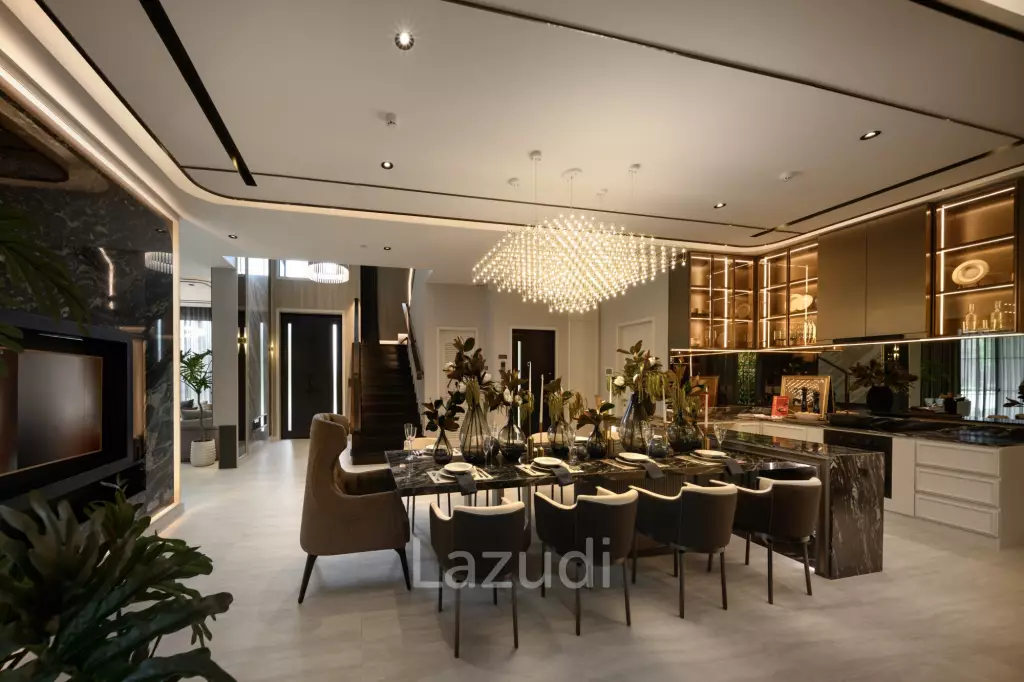 5 Bed 6 Bath 594 SQ.M Grand Bangkok Boulevard Na Utthayan