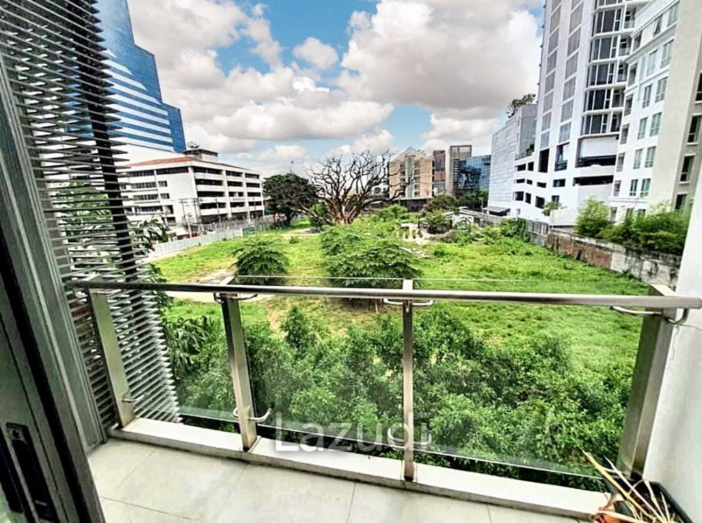 2 Bed 2 Bath 92 SQ.M Issara@42 Sukhumvit