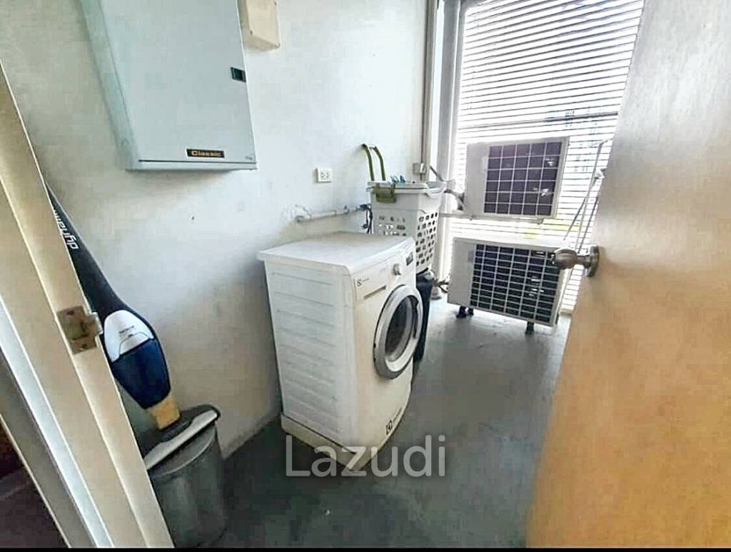 2 Bed 2 Bath 92 SQ.M Issara@42 Sukhumvit