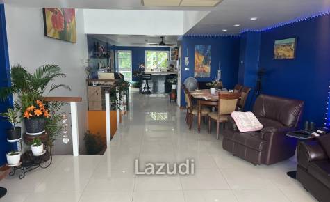 Stunning 3-Bedroom Townhouse with Sea Views Near Patong Beach