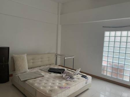 Stunning 3-Bedroom Townhouse with Sea Views Near Patong Beach