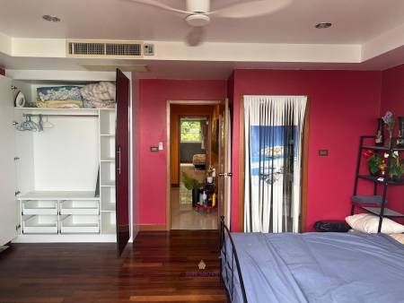 Stunning 3-Bedroom Townhouse with Sea Views Near Patong Beach