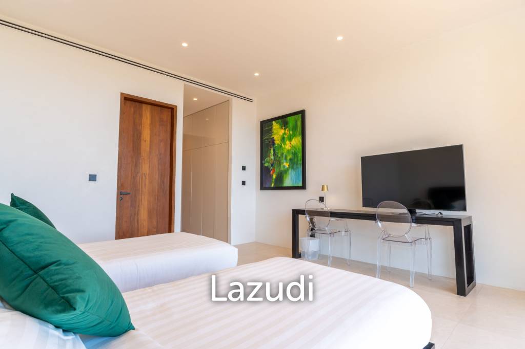 5-Bedroom Ultra-Modern Pool Villa with Stunning Chalong Bay Views for Rent