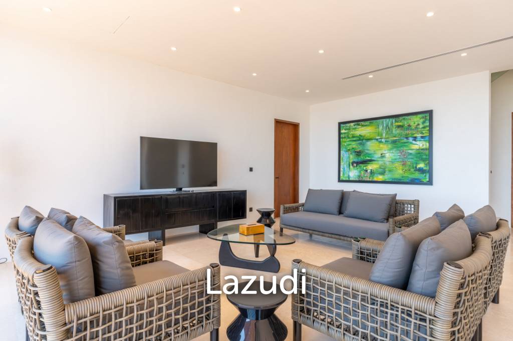 5-Bedroom Ultra-Modern Pool Villa with Stunning Chalong Bay Views for Rent