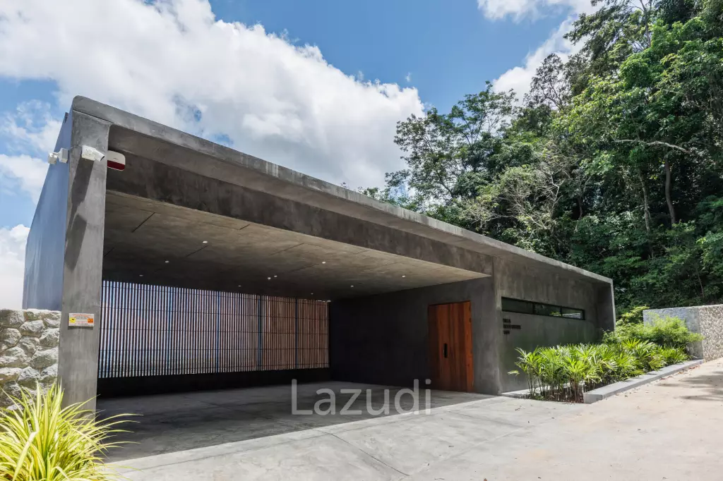5-Bedroom Ultra-Modern Pool Villa with Stunning Chalong Bay Views for Rent