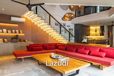 Luxurious 3-Bedroom Villa with Panoramic Mountain Views