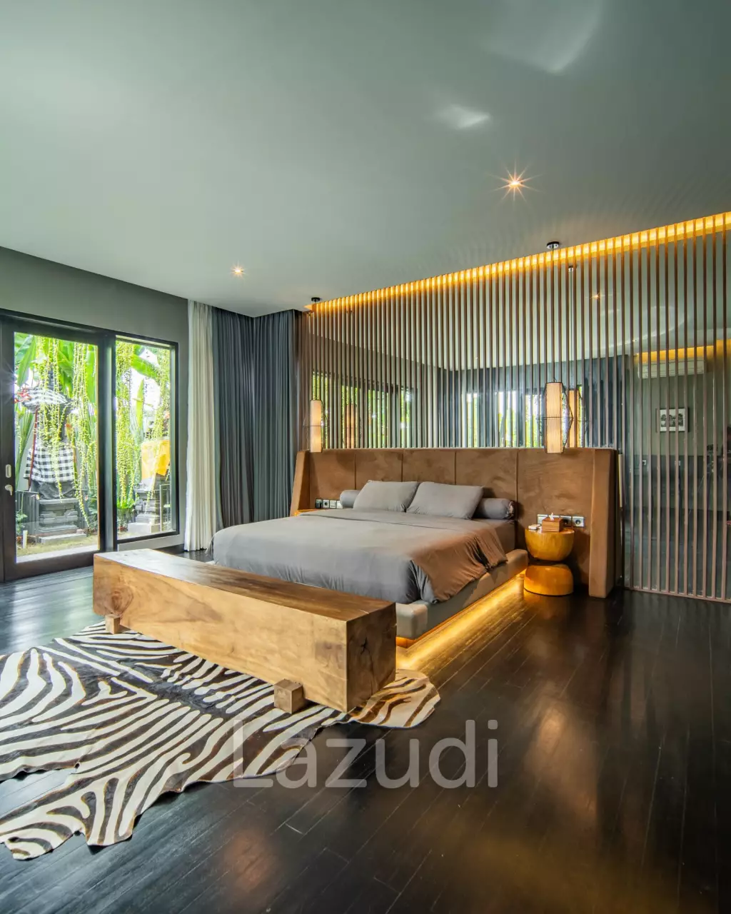 Luxurious 3-Bedroom Villa with Panoramic Mountain Views