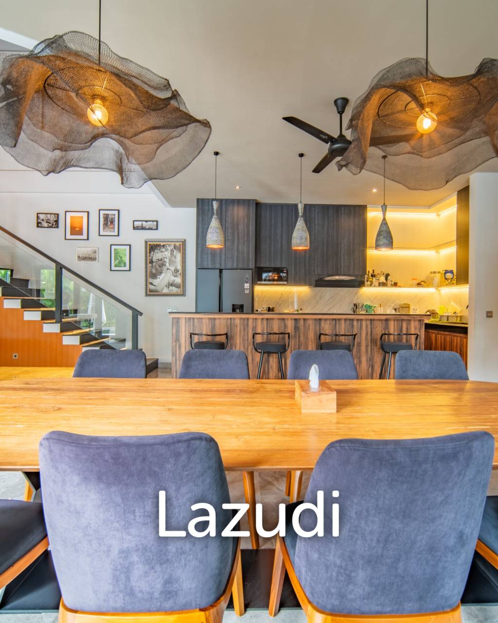 Luxurious 3-Bedroom Villa with Panoramic Mountain Views
