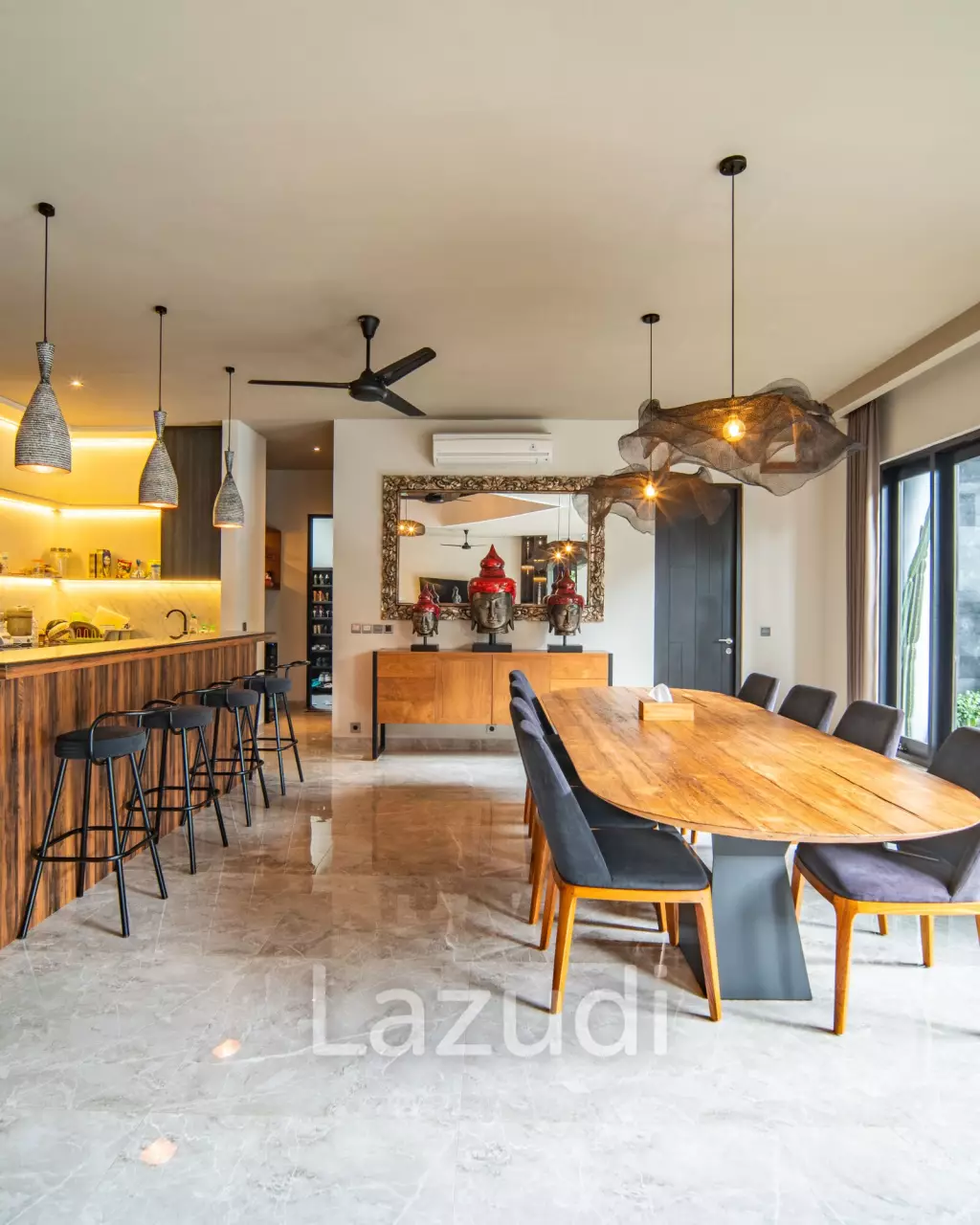 Luxurious 3-Bedroom Villa with Panoramic Mountain Views