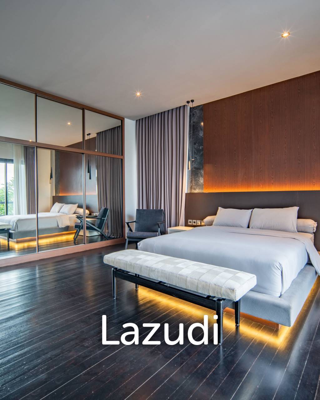 Luxurious 3-Bedroom Villa with Panoramic Mountain Views