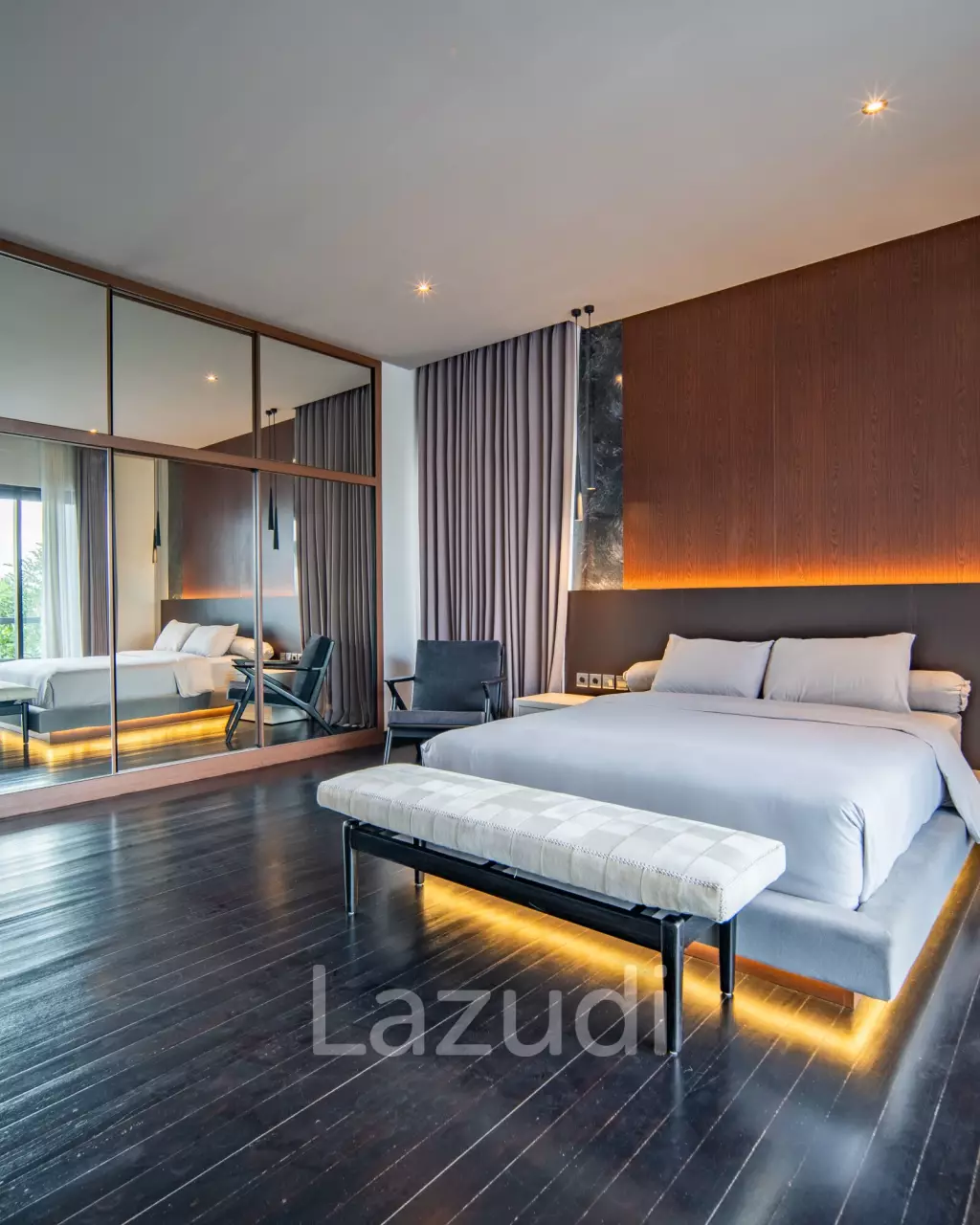 Luxurious 3-Bedroom Villa with Panoramic Mountain Views