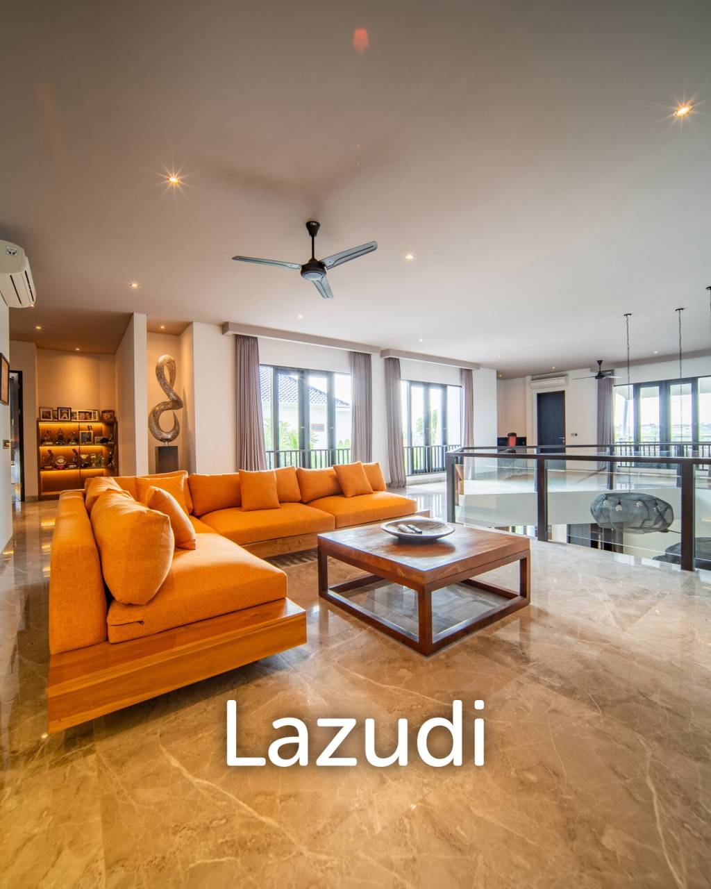 Luxurious 3-Bedroom Villa with Panoramic Mountain Views