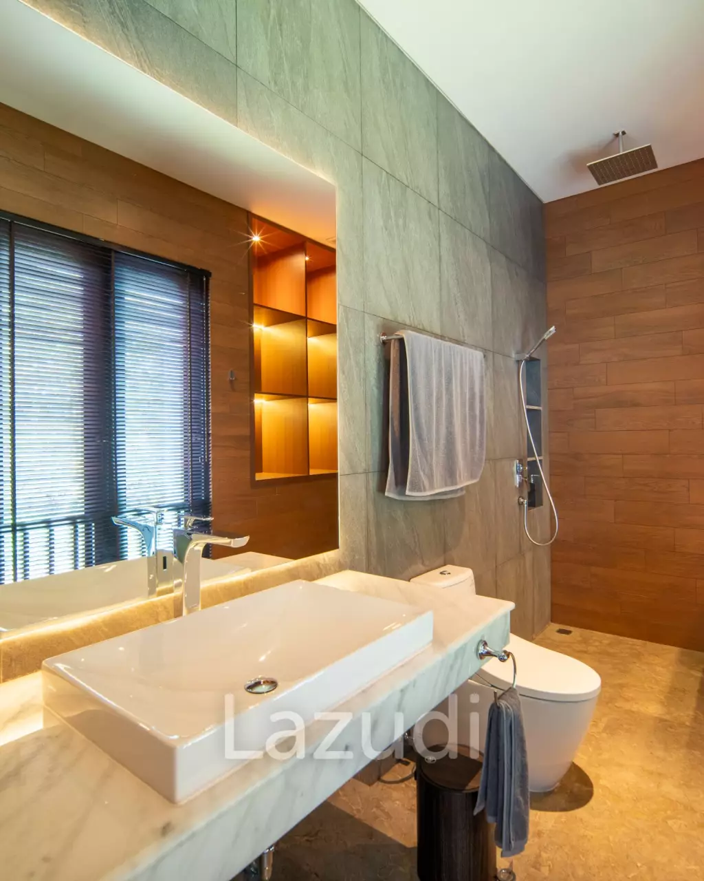 Luxurious 3-Bedroom Villa with Panoramic Mountain Views