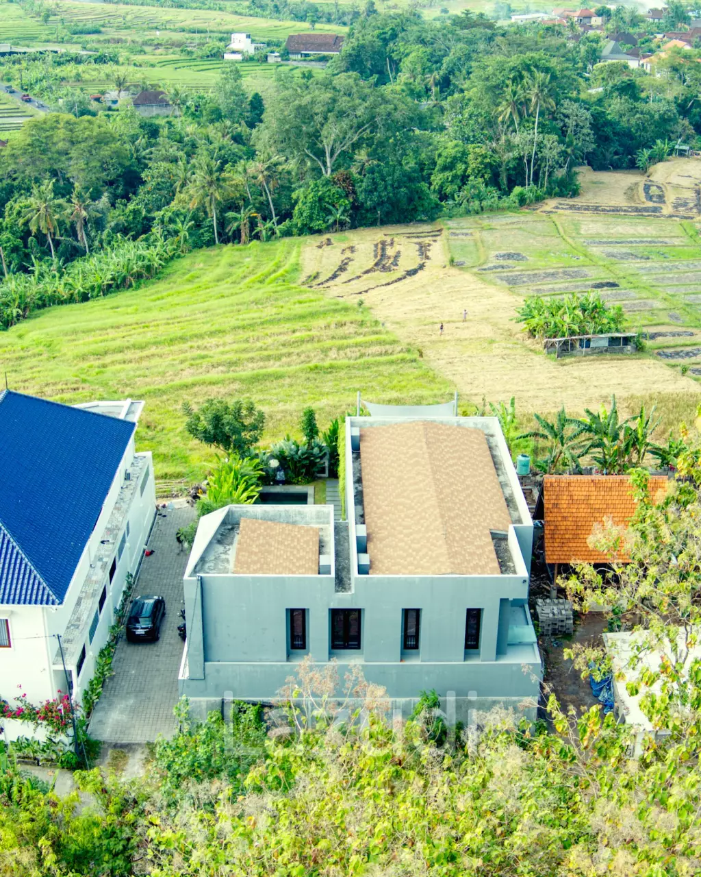 Luxurious 3-Bedroom Villa with Panoramic Mountain Views