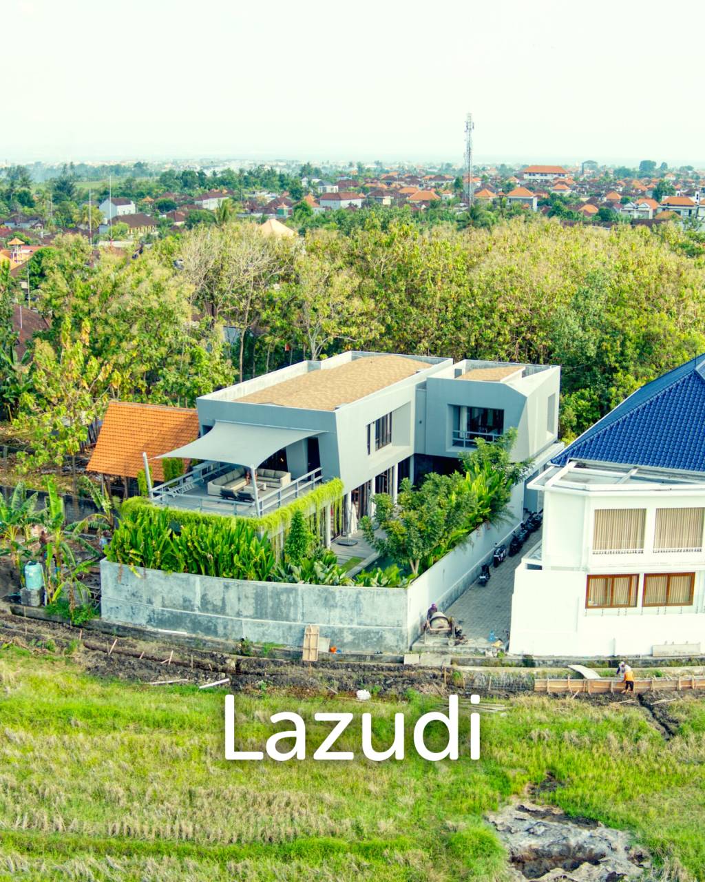 Luxurious 3-Bedroom Villa with Panoramic Mountain Views