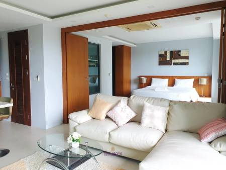 Luxury 1-Bedroom Condo in Rawai Phuket for Sale