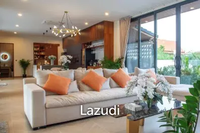 Luxurious 5 bed Modern Pool Villa for Sale in Hua Hin