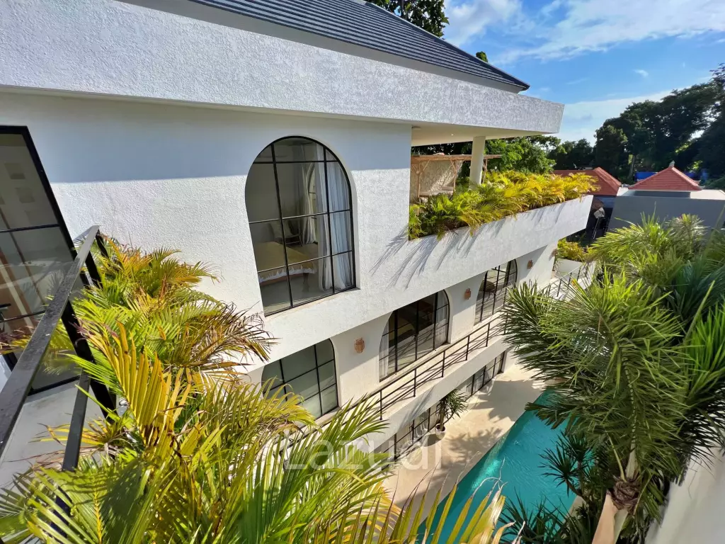 BRAND NEW FREEHOLD MEDITERRANEAN VILLA