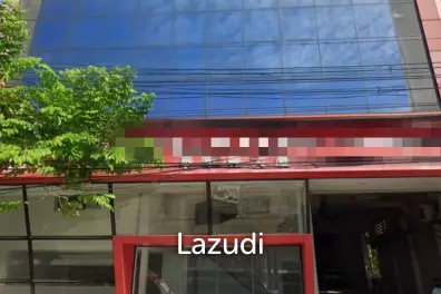 Premium Retail Space for rent in Sathorn
