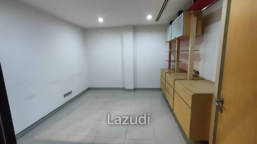 Office for Rent in Thung Maha Mek, Sathon