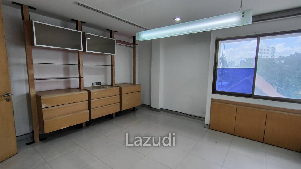 Office for Rent in Thung Maha Mek, Sathon